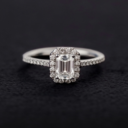 Buy Engagement Diamond Ring