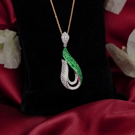 Buy Best Emerald Diamond Necklac