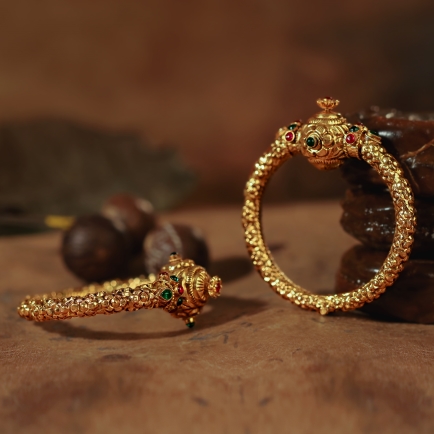 Best Emerald antique bangles